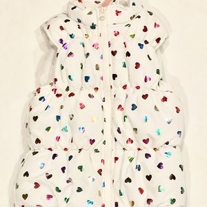 Faded Glory white puffer vest w/ metallic hearts